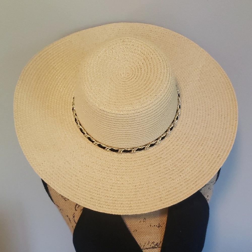 Elegant Cream Wide-Brim Hat